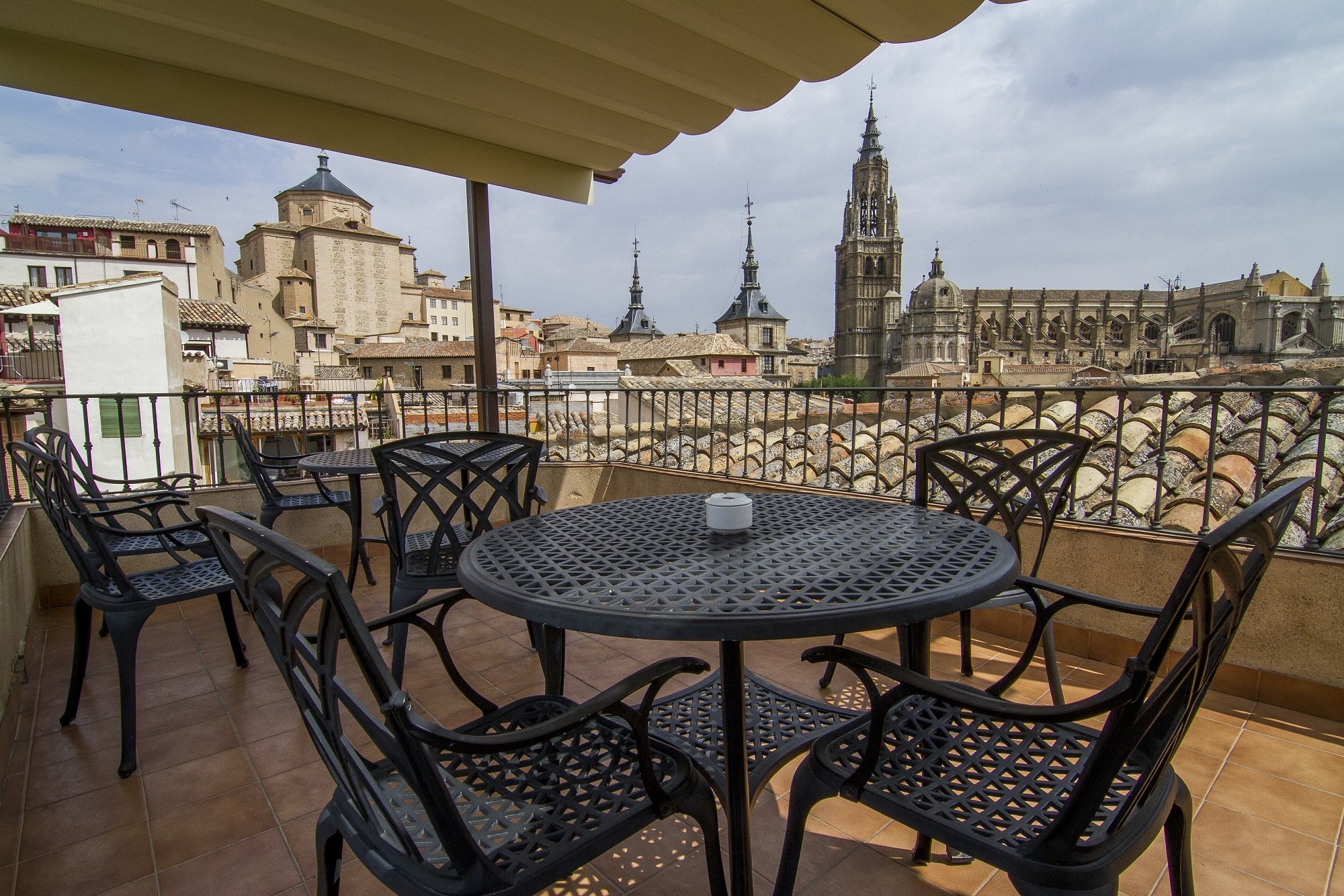 Hotel Santa Isabel en Toledo, un cliente veterano dataHotel